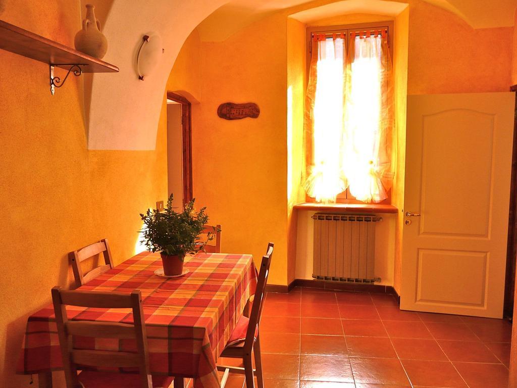 Il Ruscello Apartment Dolceacqua Ruang foto